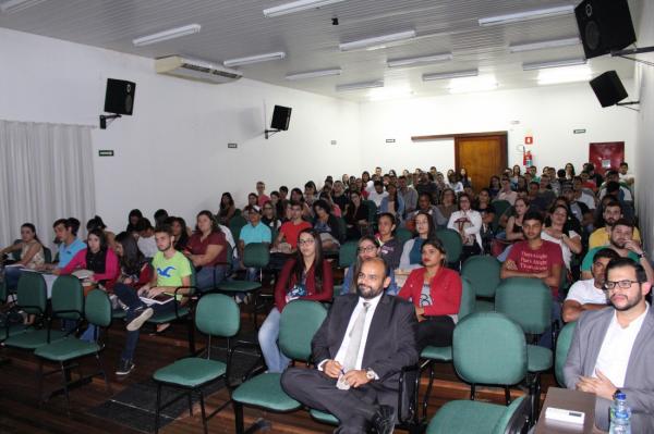 Curso de Direito realiza aula magna aos acadêmicos do primeiro semestre