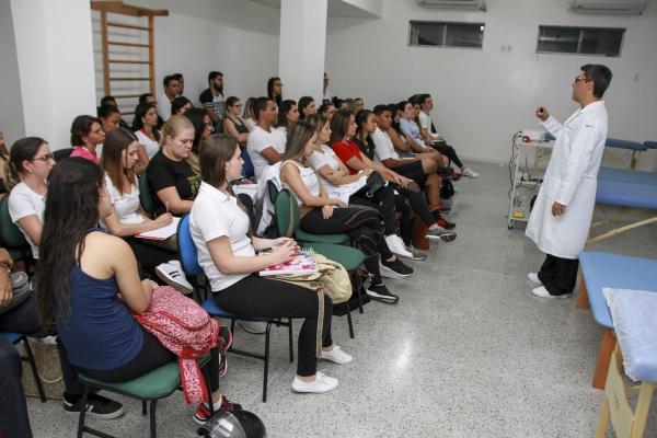 Fisioterapia da Faculdade Fasipe realiza semana acadêmica