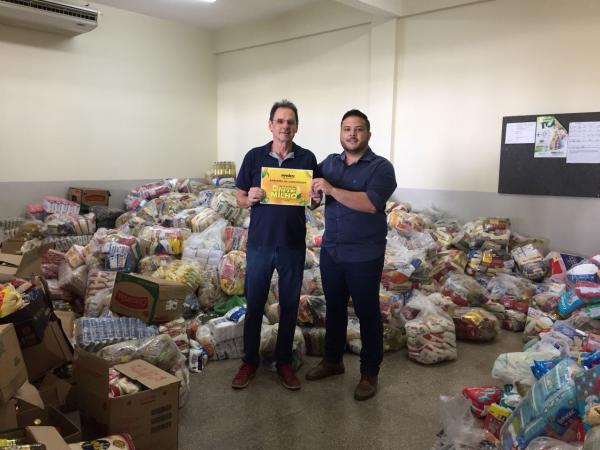 Entidades recebem alimentos arrecadados pelas turmas participantes da Festa do Milho
