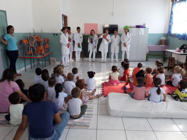 Cursos da Fasipe participam da 3ª edição da Semana do Bebê nas creches de Sinop