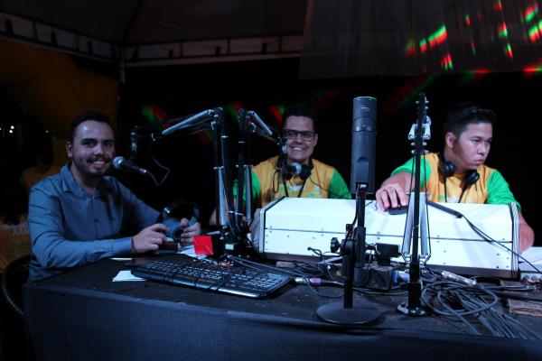 Curso de Jornalismo é responsável pela cobertura da Festa do Milho