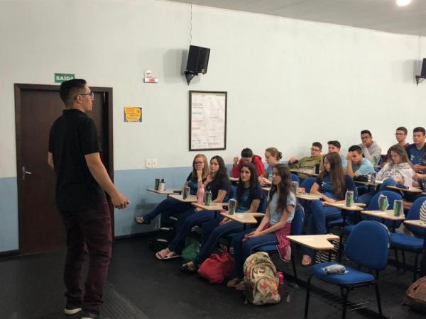 Faculdade Fasipe fala sobre profissões aos alunos do Colégio CAD