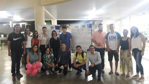 Acadêmicos de Administração realizam trabalhos sobre as propostas dos candidatos à Presidência