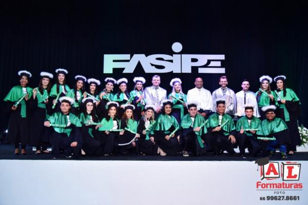 Primeira turma de Fisioterapia da Faculdade Fasipe