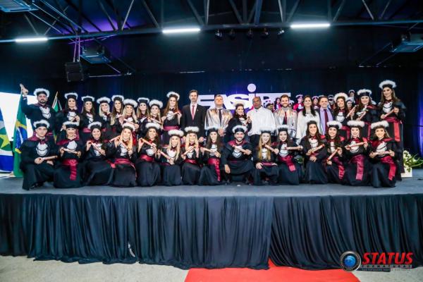 Primeira turma de bacharéis em Odontologia da Faculdade FASIPE