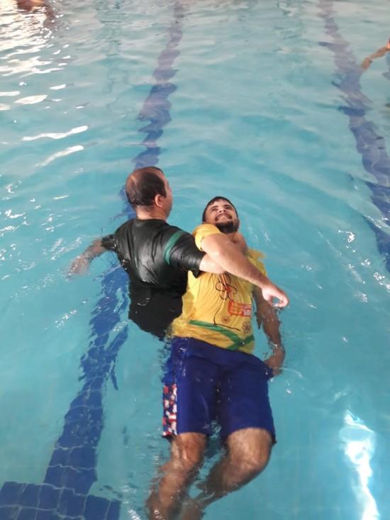Curso prático de resgate e salvamento aquático é realizado na Faculdade Fasipe