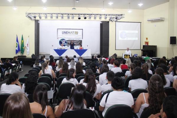 Curso de odontologia realiza 1º Simpósio de Saúde Coletiva Multidisciplinar