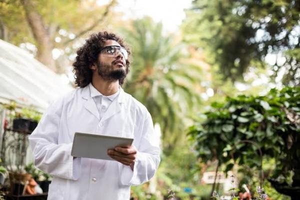 Biomédico e sua integração com educação ambiental