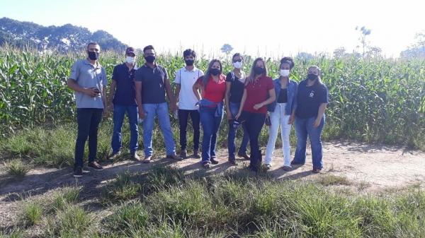 CURSO DE AGRONOMIA UNIFASIPE REALIZA 1° VISITA TÉCNICA AO CAMPO