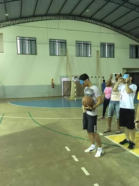 Ed. Física promove atividade diferenciada: a deficiência visual