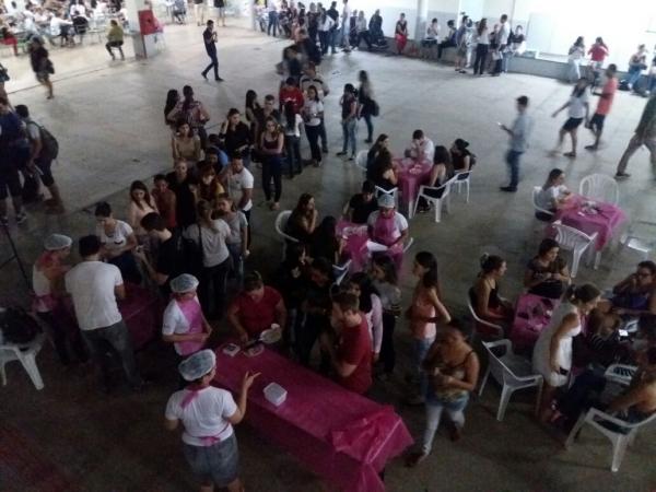 Contábeis: demonstração de Controladoria e Marketing de Serviços
