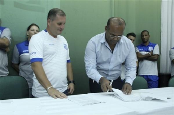Faculdade Fasipe oficializa patrocínio ao Sinop FC
