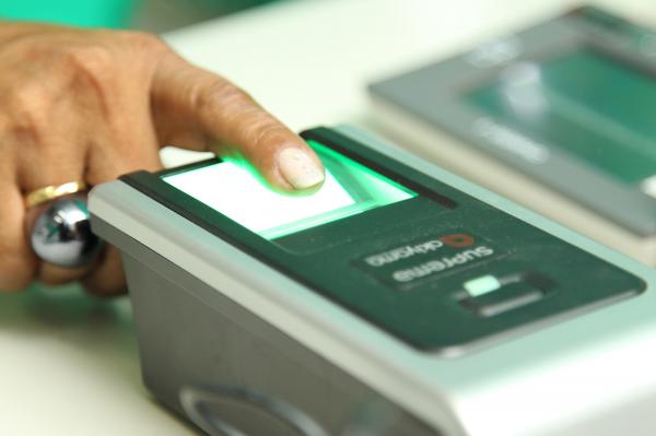 Eleitores sinopenses devem fazer cadastro biométrico