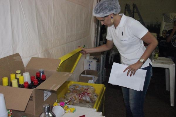 Cursos da área da saúde fazem inspeção sanitária durante Festa do Milho